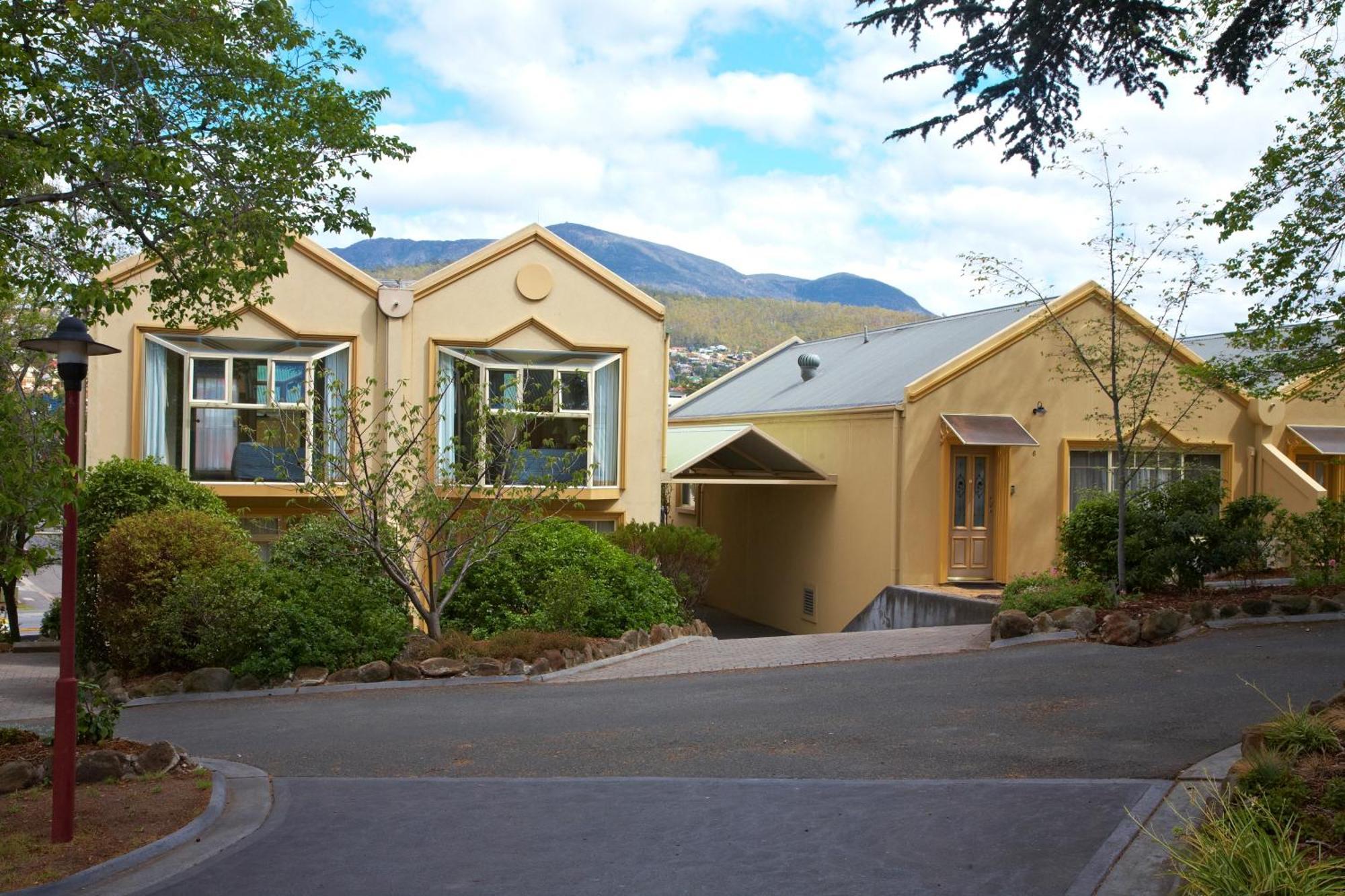 Aparthotel Quest Trinity House Hobart Exterior foto